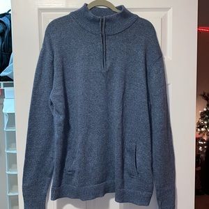 A GAP sweater that is a nice blue color. Would be a great Christmas gift.